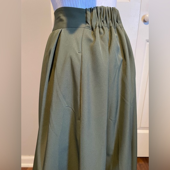 Army Green Pleated Skirt - Picture 7 of 8
